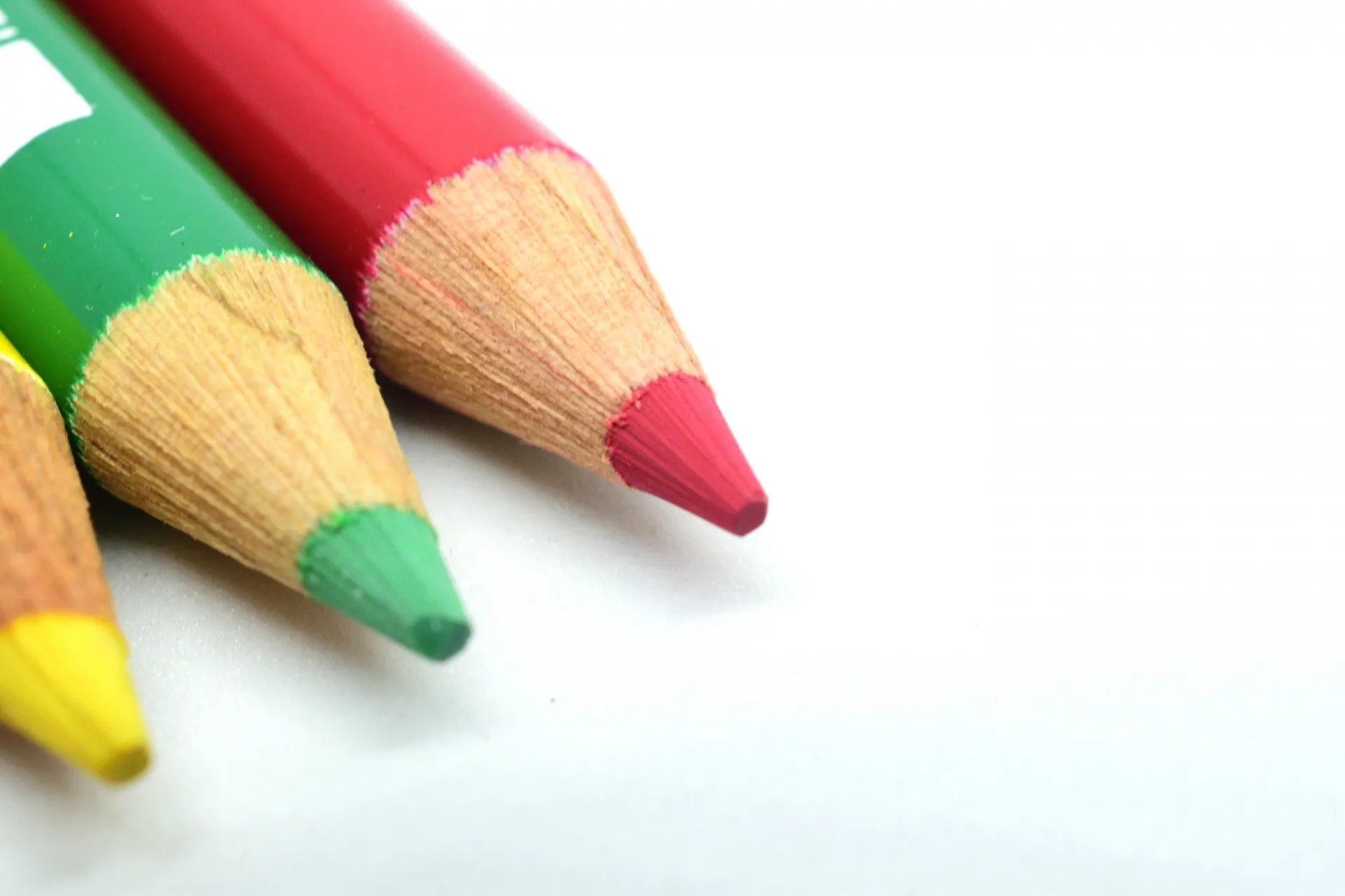 色の使い方で決まる！見やすさとインパクトを両立するカラー選び