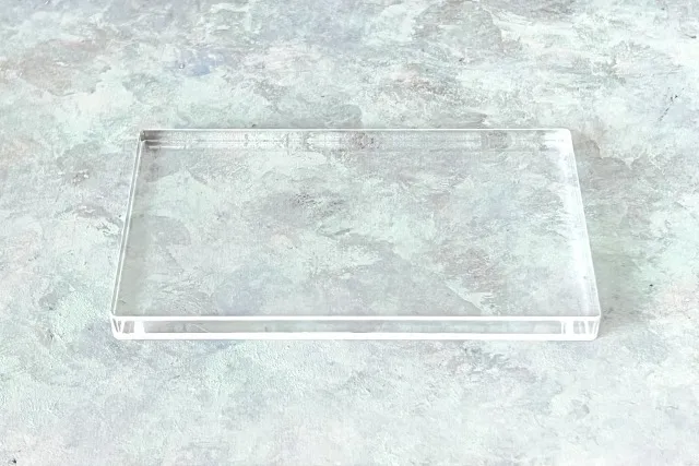 アクリルスタンドの活用方法